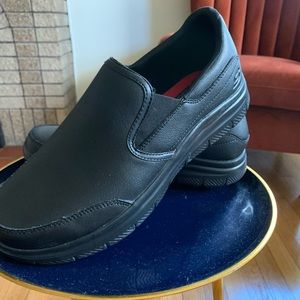Skechers slip-resistant work shoes